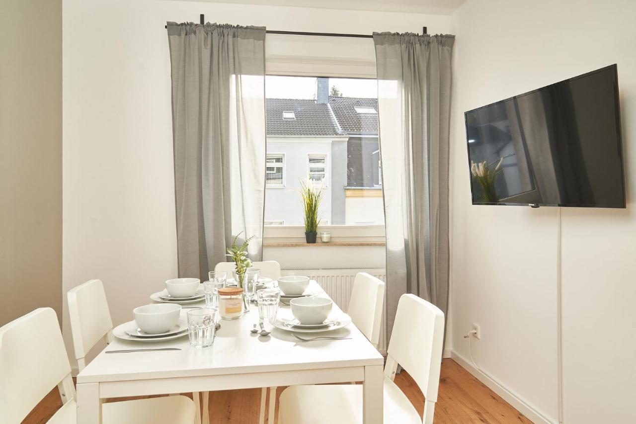 Cozy Balcony Apartment In Essen-Kupferdreh Buitenkant foto